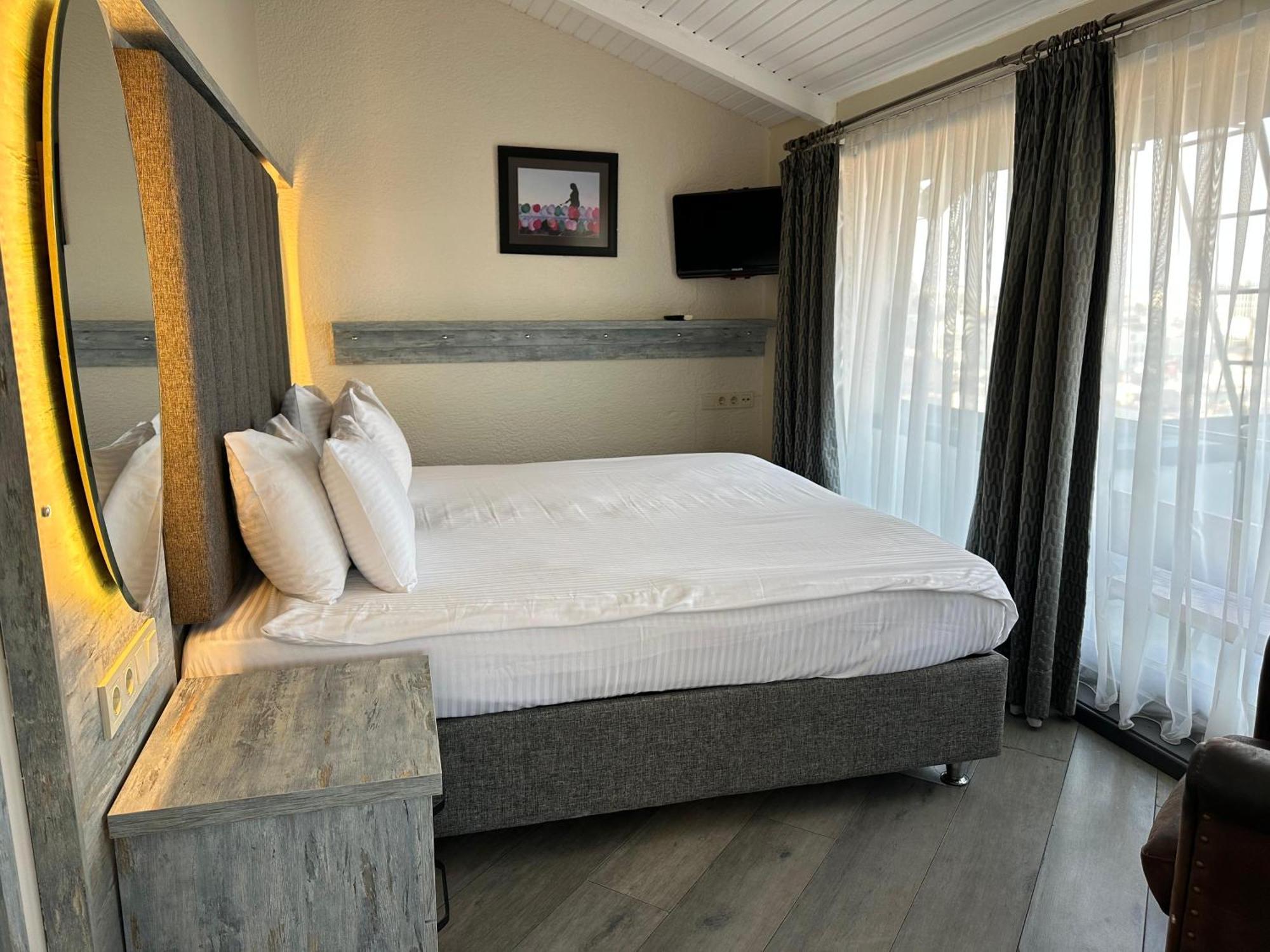 Faros Taksim-special Category Hotel